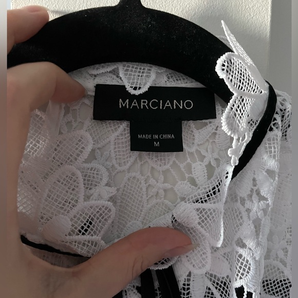 Marciano | Eva Sleeveless Floral Victorian Top | Size Medium NWT - Picture 5 of 7